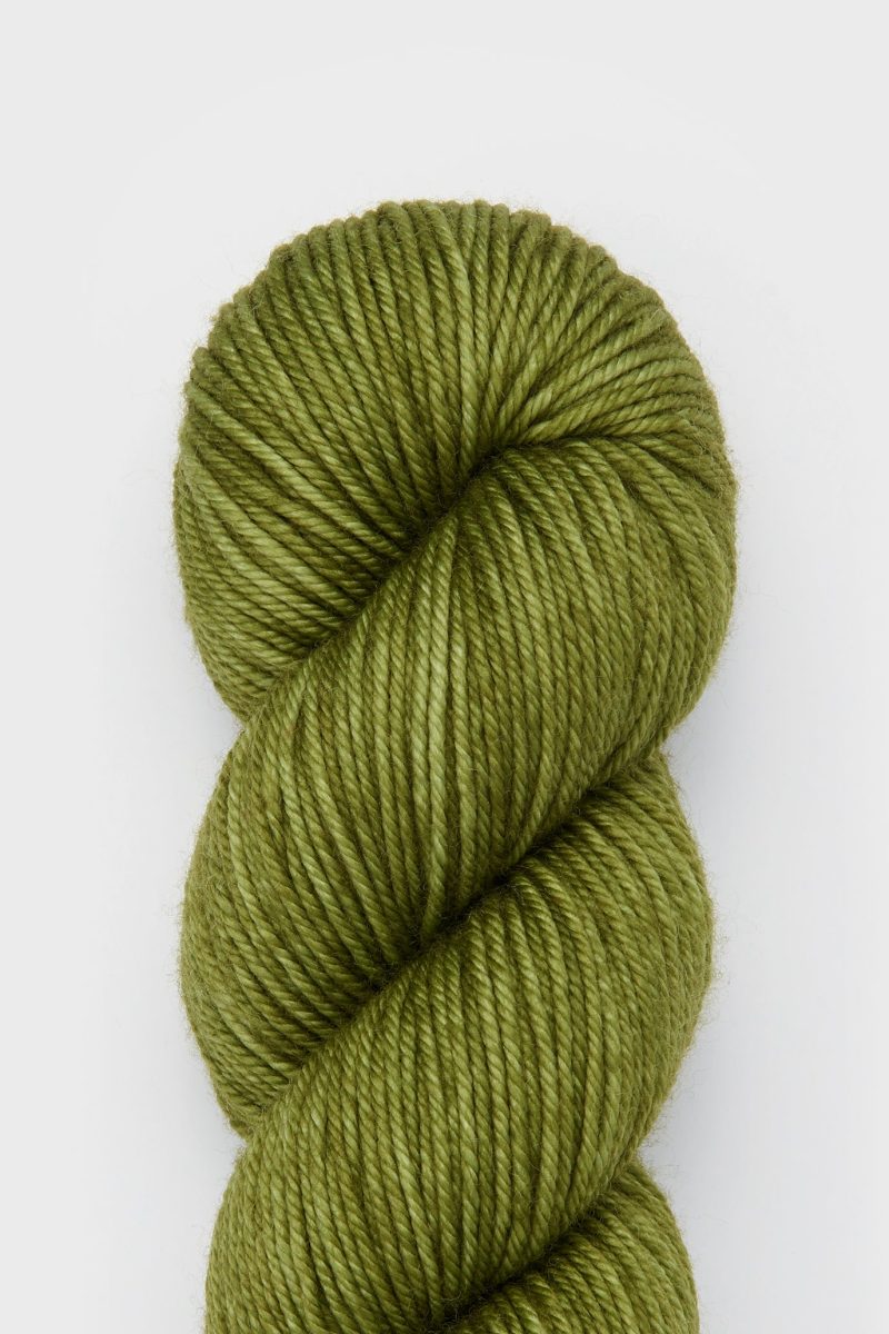 HandDyedMerinoWoolYarnSkein Basil 02